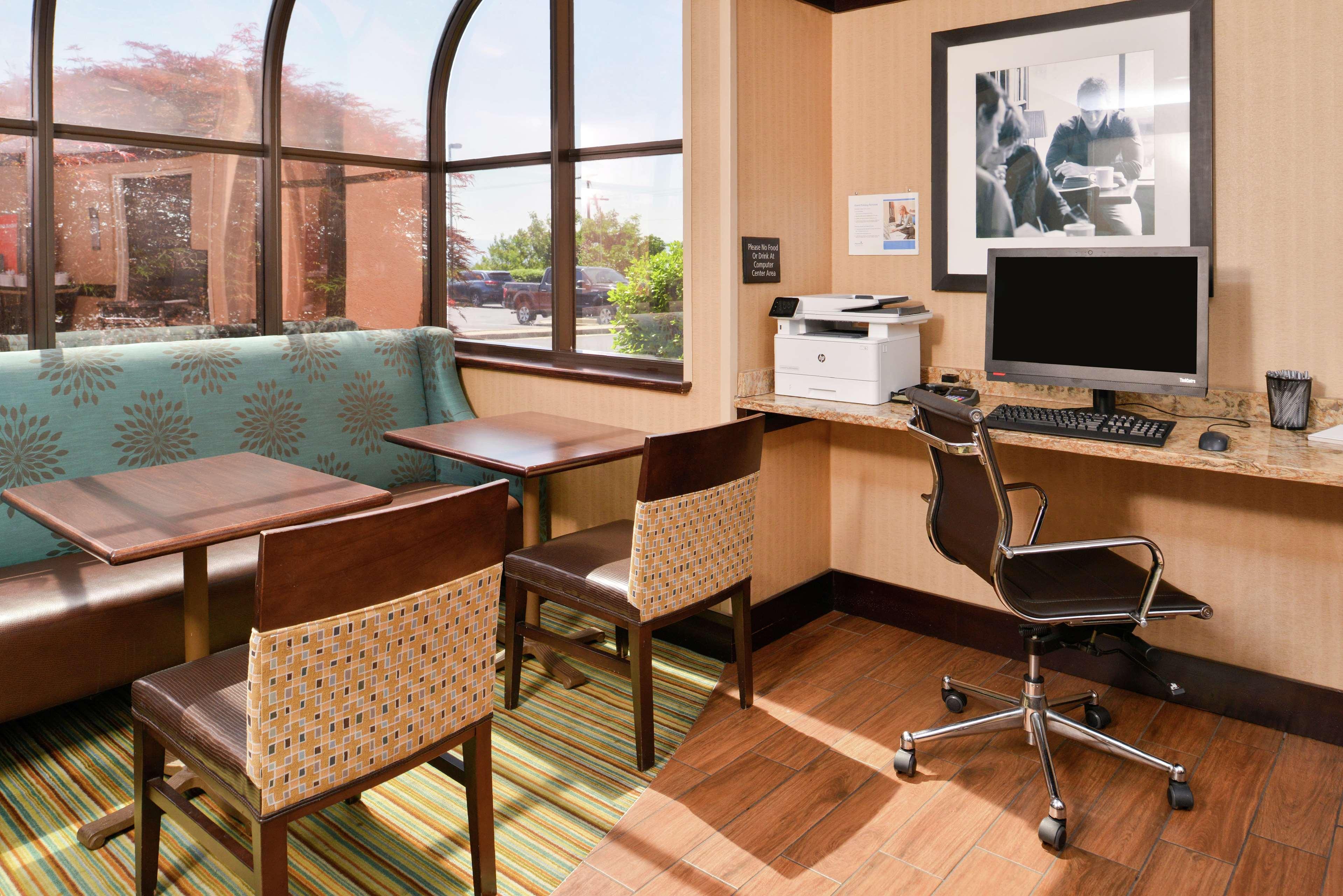Hampton Inn Staunton Exteriér fotografie