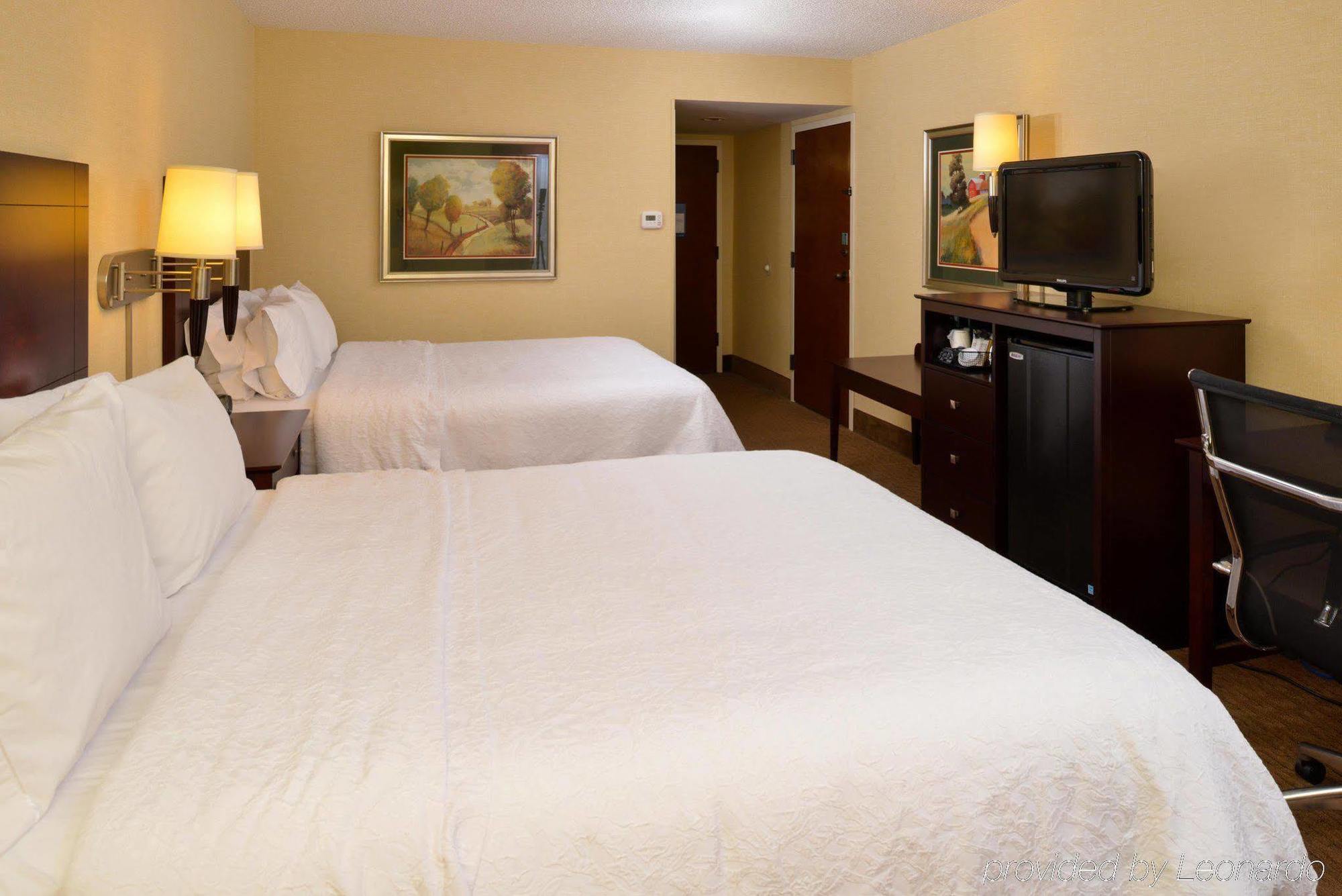 Hampton Inn Staunton Exteriér fotografie